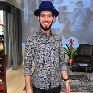 Meet your Posher, Robert